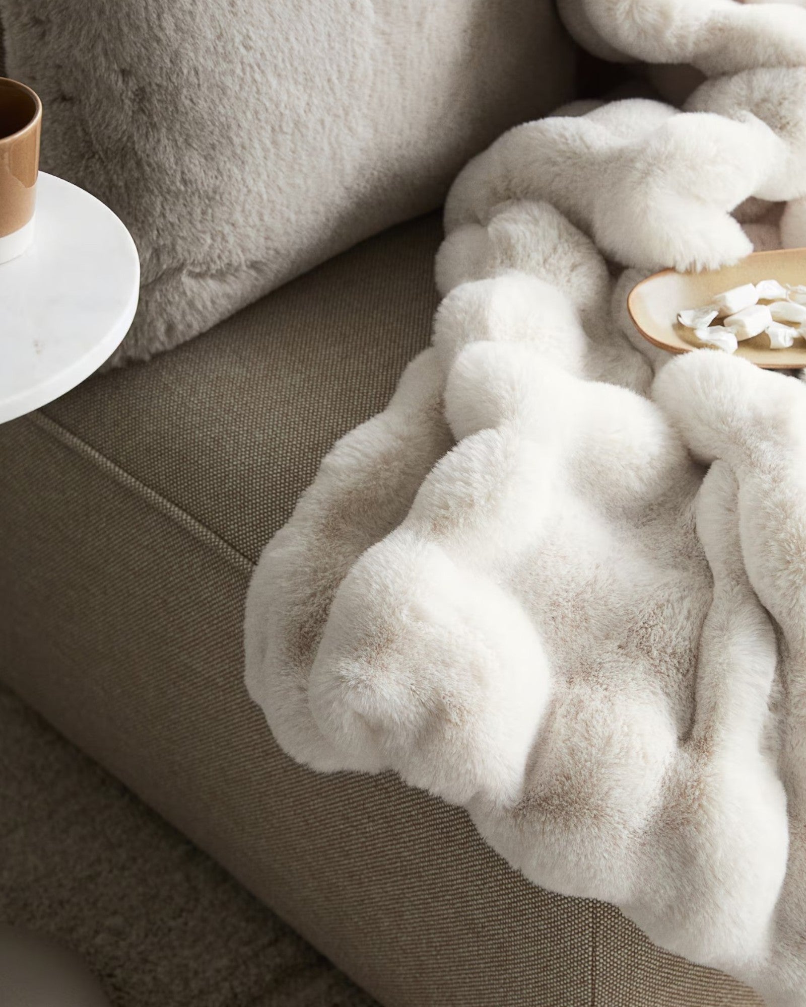 Plaid Fluffy con Struttura – Morbida Coperta in Fleece Bianca e Calda-Blankets-Lema Nova-Lema Nova