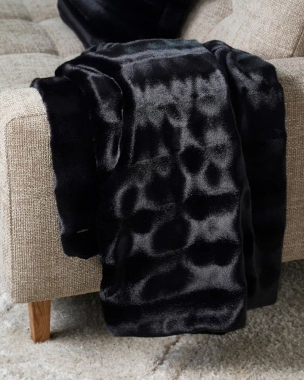 Plaid Fluffy con Struttura – Morbida Coperta in Fleece Nera-Blankets-Lema Nova-Lema Nova