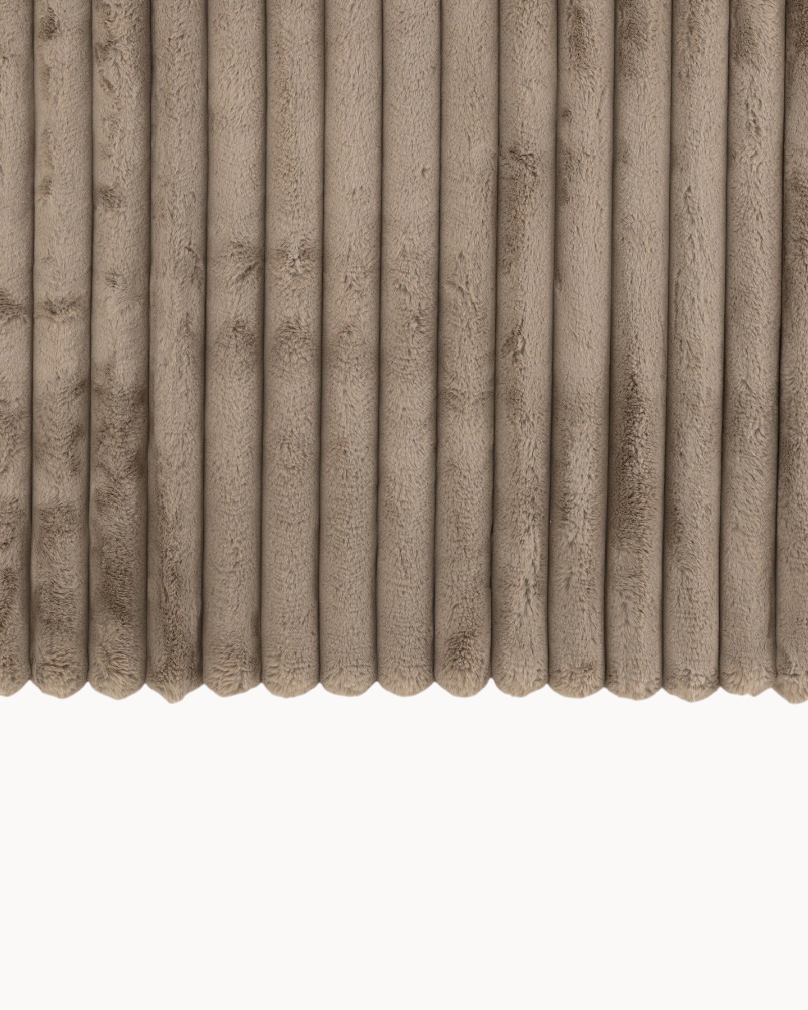 Tortora Plaid in Velluto a Coste – Plaid in Misto Cotone/Lino/Poliestere-Plush Blankets-Lema Nova-Lema Nova